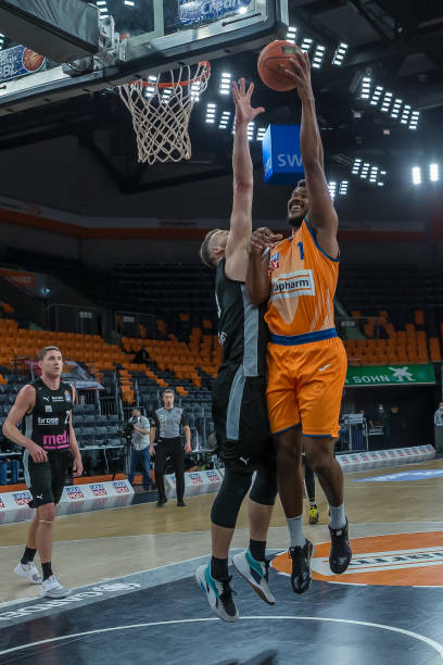 也影响着整 也影响着整