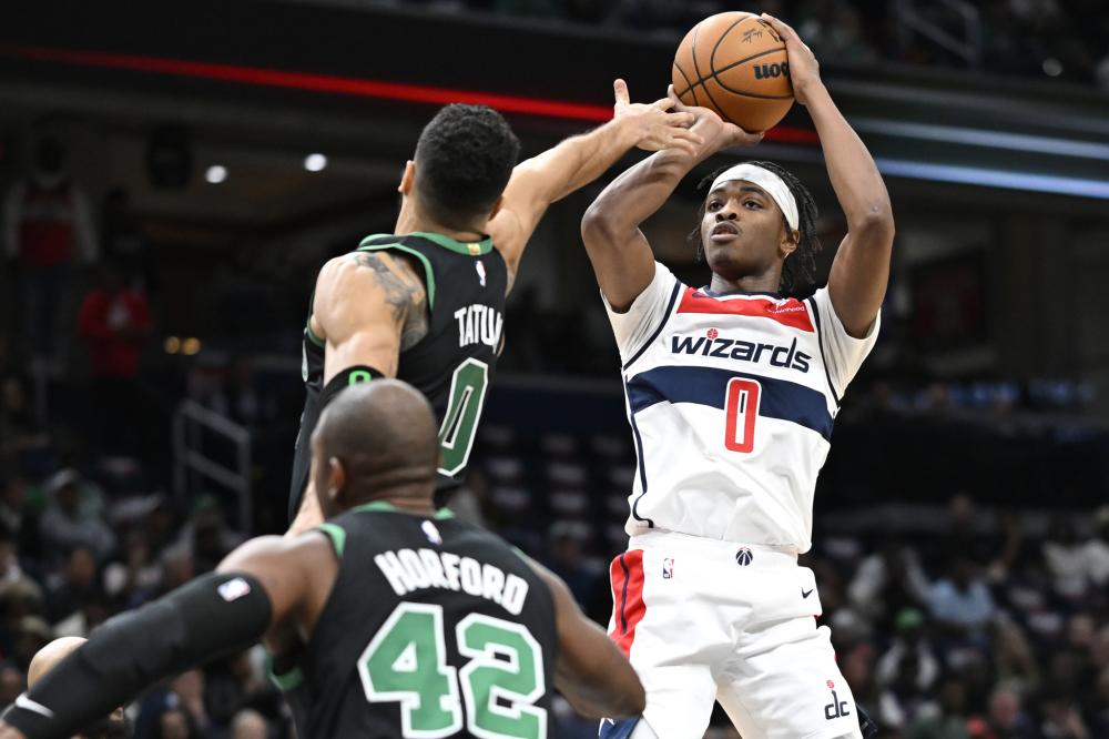 替补球员和 替补球员和